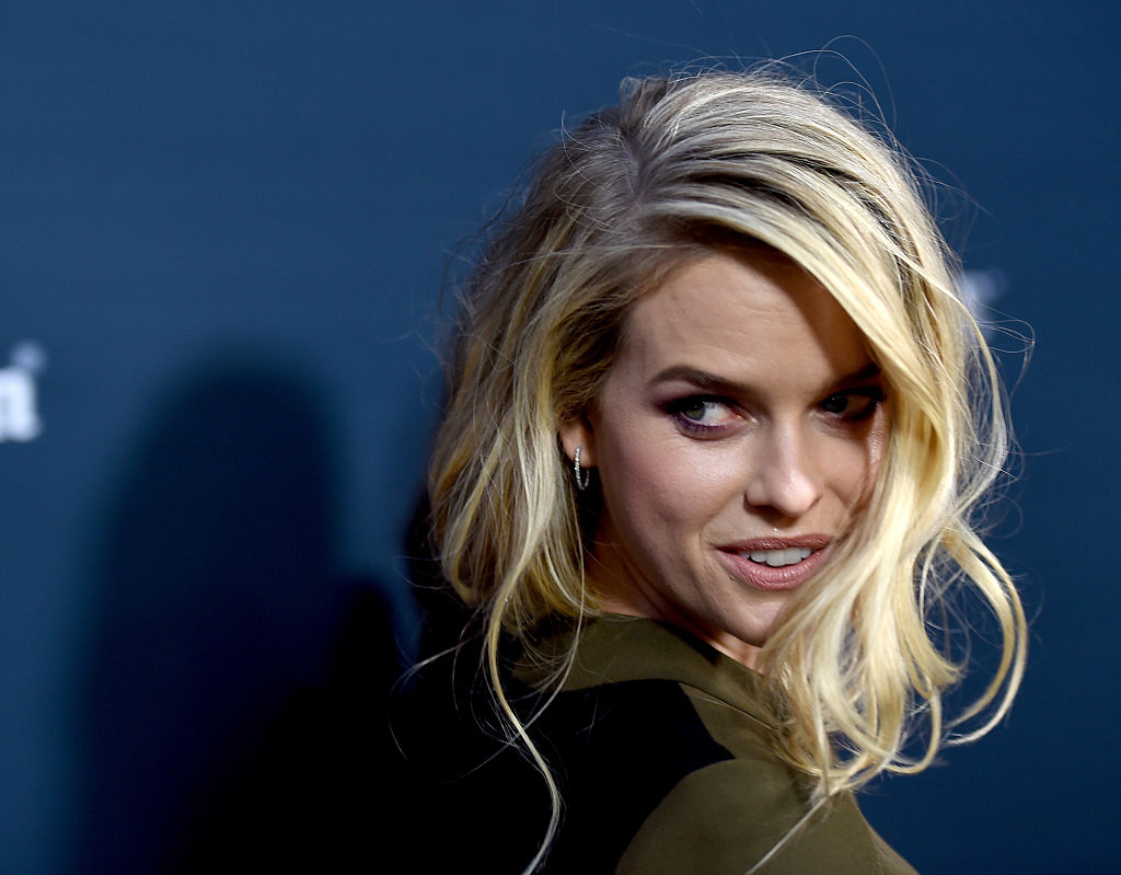 Alice Eve zreplikowaną żoną Keanu Reevesa