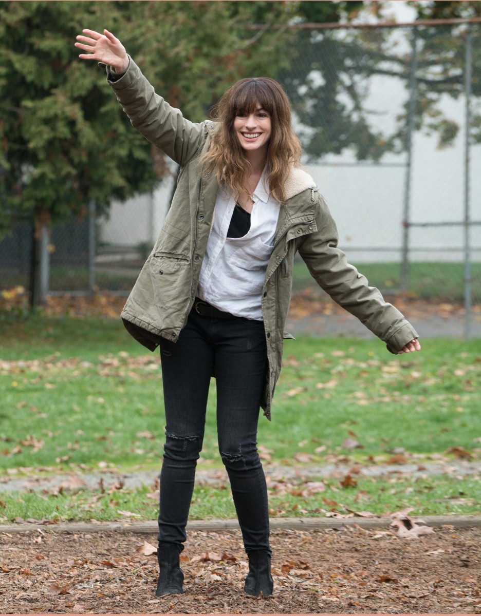 FOTO: Anne Hathaway w filmie o gigantycznym jaszczurze
