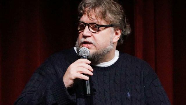 Guillermo del Toro pracuje za dwóch