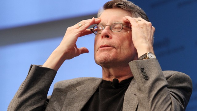 Stephen King grzmi na "białą" Akademię