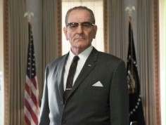 Walter White jako prezydent Lyndon B. Johnson