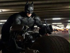 Oglądaj TNT i rozwiąż nasz quiz o Batmanie