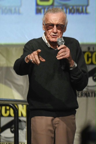 Stan Lee szykuje film o kosmitach