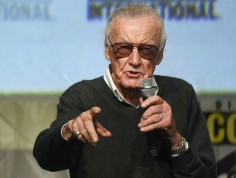 Stan Lee szykuje film o kosmitach
