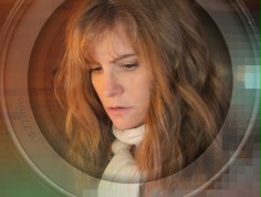 FOTO: Macie "Moment" na plakat z Jennifer Jason Leigh? 