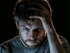 COMIC-CON 2015: Tak zapowiada się ekranizacja komiksu "Outcast"