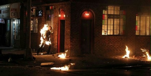 Luke-Cage-on-Fire-in-Jessica-Jones.jpg