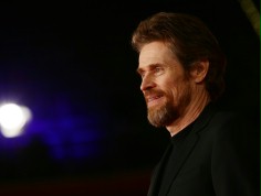 Jeden Willem Dafoe plus siedem razy Noomi Rapace 