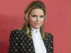 Michelle Pfeiffer zagra u Barry'ego Levinsona dla HBO