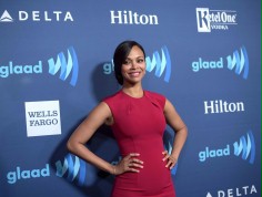 Zoe Saldana pomoże w zabijaniu olbrzym&oacute;w