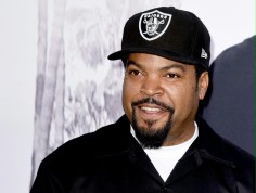 Ice Cube we wsp&oacute;łczesnej wersji "Opowieści wigilijnej"