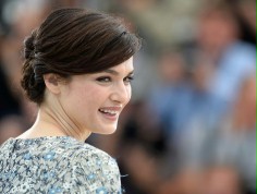 Rachel Weisz udowodni, że doszło do Holocaustu