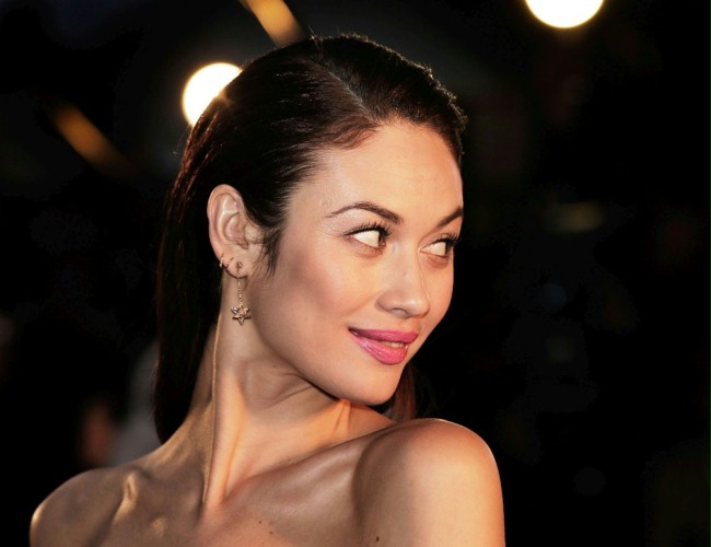 Olga Kurylenko zagra androida