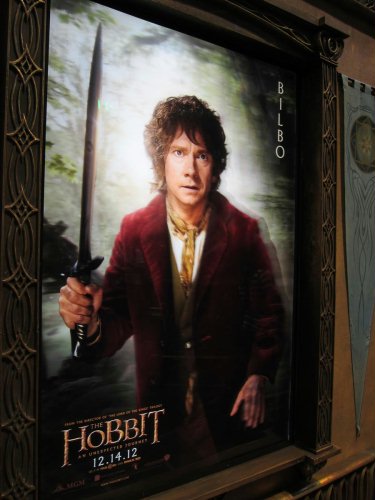 FOTO: Bohaterowie "Hobbita" na 16 plakatach