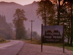 Angelo Badalamenti r&oacute;wnież powr&oacute;ci do "Twin Peaks"