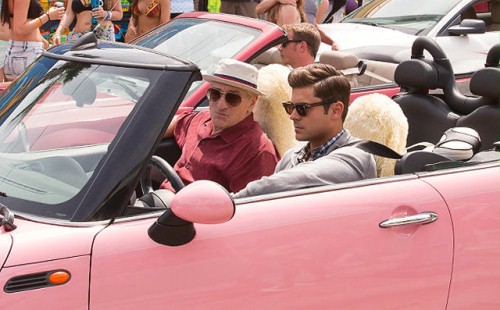 FOTO: Efron na przejażdżce z lubieżnym dziadkiem De Niro