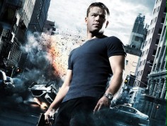 FOTO: W taki spos&oacute;b Jason Bourne zdobywa informacje