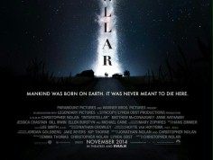 FOTO: Plakat "Interstellar" prowadzi nas z pola kukurydzy ku...
