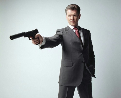 Brosnan: Czarny Bond? Jestem za!
