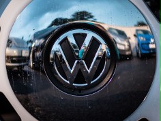 Leonardo DiCaprio sfinansuje skandal Volkswagena
