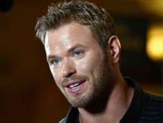 Kellan Lutz u boku Li Bingbing i pająk&oacute;w-ludożerc&oacute;w