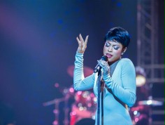BIULETYN: Zdjęcie z biografii Toni Braxton