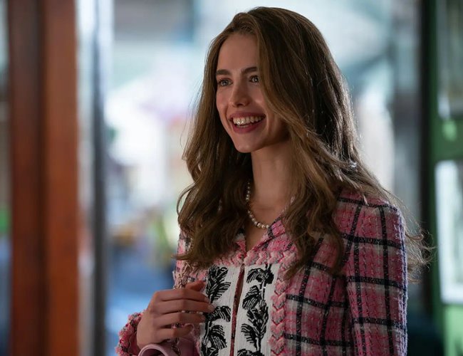 "Przepis na morderstwo". Glen Powell i Margaret Qualley w spocie