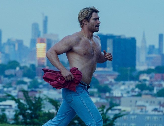 Nie tylko "Superman". David Corenswet w zwiastunie filmu "Mr. Irrelevant"