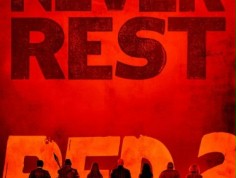 FOTO: Bohaterowie "RED 2" nie odpoczywają nawet na plakatach