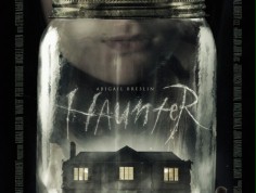 FOTO: Oto plakat nowego horroru tw&oacute;rcy "Cube" i "Istoty"