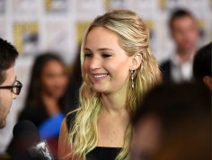 Jennifer Lawrence i Amy Schumer będą siostrami