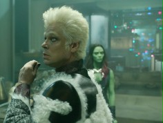 Benicio del Toro zn&oacute;w będzie kolekcjonował w "Strażnikach...