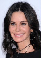 Courteney Cox / 