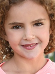 Lexy Kolker / Mary Swagger