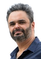 Omar Naim