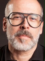João Federici / Mężczyzna przy drzwiach