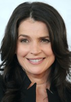 Julia Ormond / Susannah Fincannon Ludlow