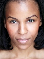 Nia Woodward 