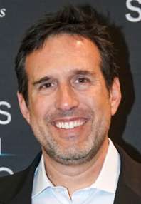 Zack Estrin 