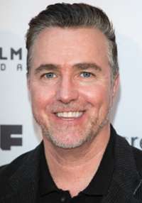 Paul McGillion 