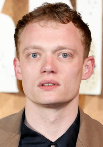 Jojo Macari / Domicjan