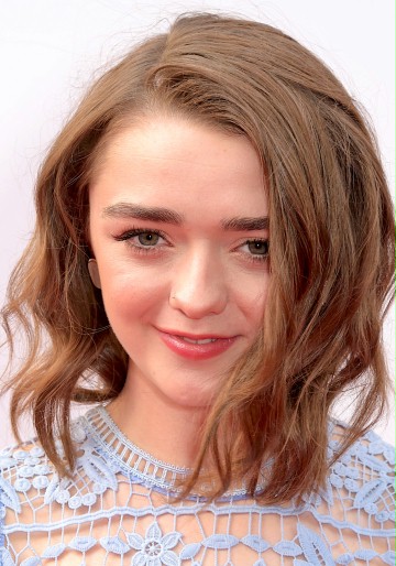 Maisie Williams / Catherine Dior