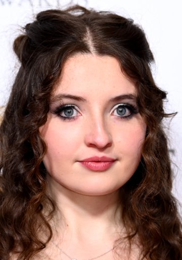 Lucy Halliday / Daisy