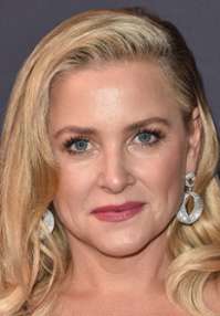 Jessica Capshaw 
