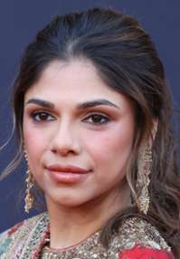 Sharmin Segal 