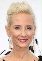 Anne Heche / Roxane