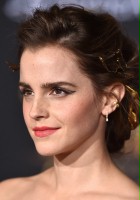 Emma Watson / Angela Gray