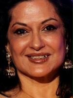 Moushumi Chatterjee / Indu Mehra