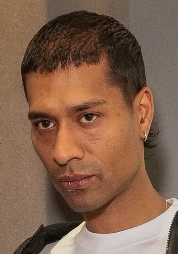 Ryan McKen / Detektyw Rob Moloney