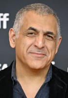 Mani Haghighi / Amir
